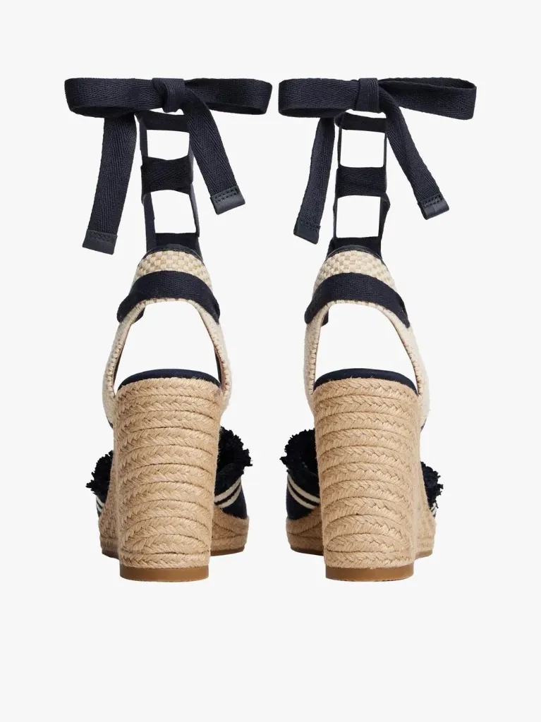 Alpargatas-de-cuña-en-lona-con-flecos (5).webp
