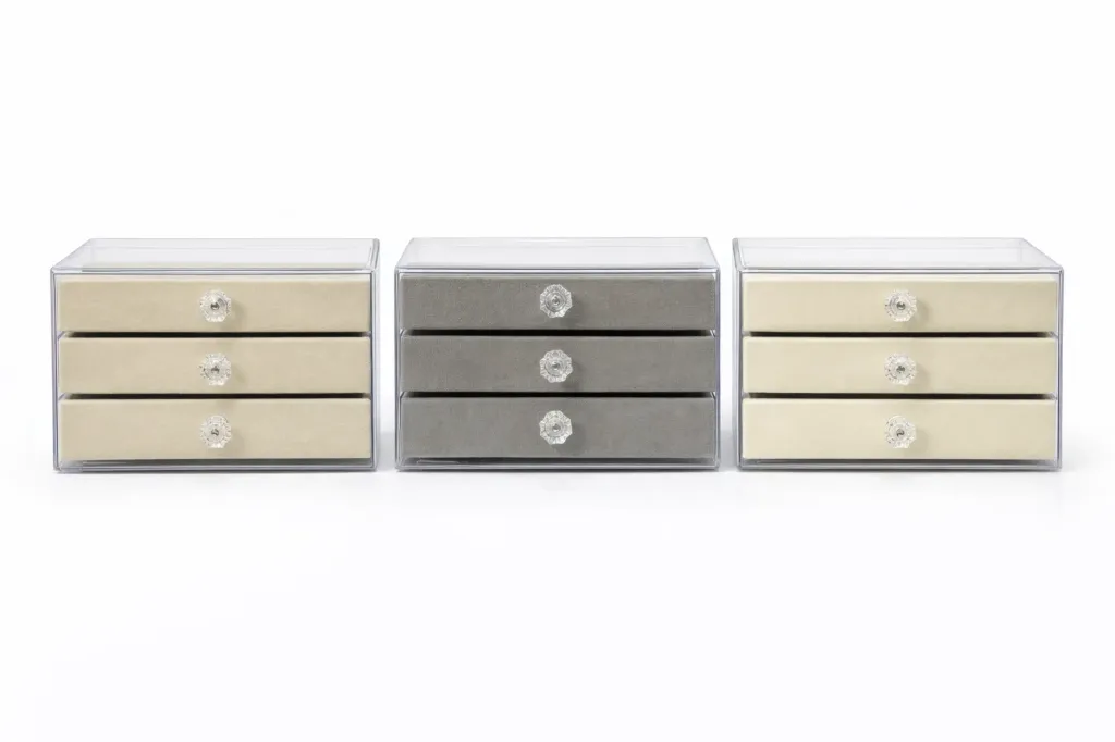 JOYERO CON BASE ACRILICA