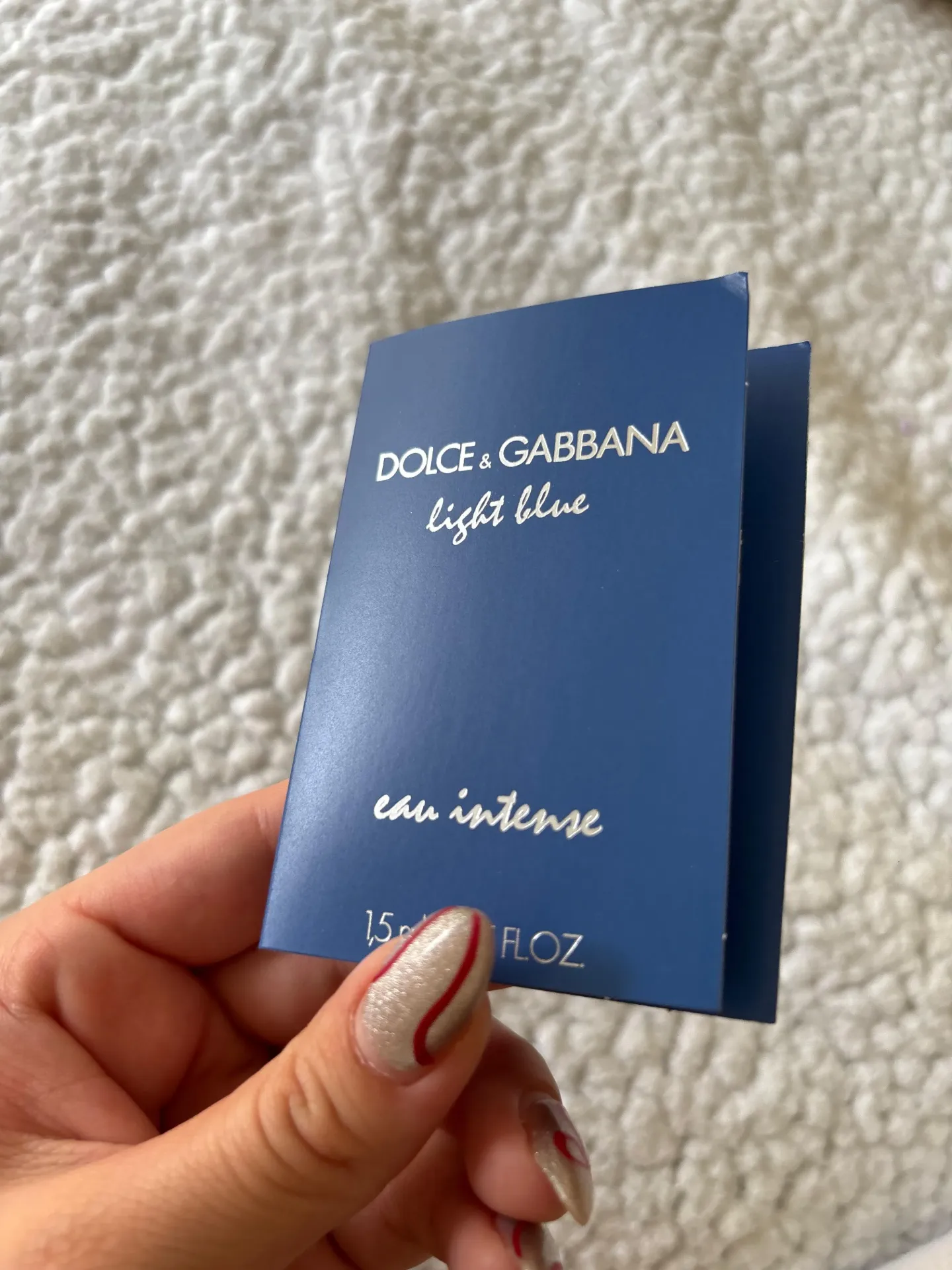 Light blue Dolce & Gabana Eau de Parfum Vial de Spray EDP de 1,5 ml (Mini)