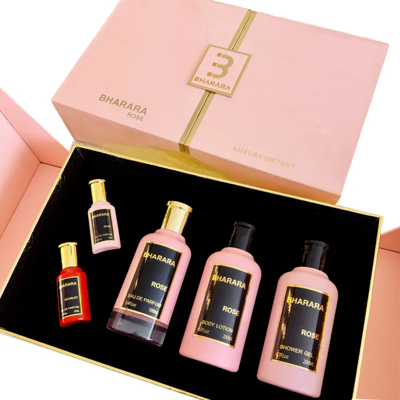ESTUCHE BHARARA ROSE EDP / D 5 PZS 3.4 OZ + 10 ML + BL +SG + 10ML SCARLET 